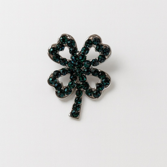 Anthropologie Jewelry - ⚜️ NEW | Elegant Green Clover Brooch 🍀
